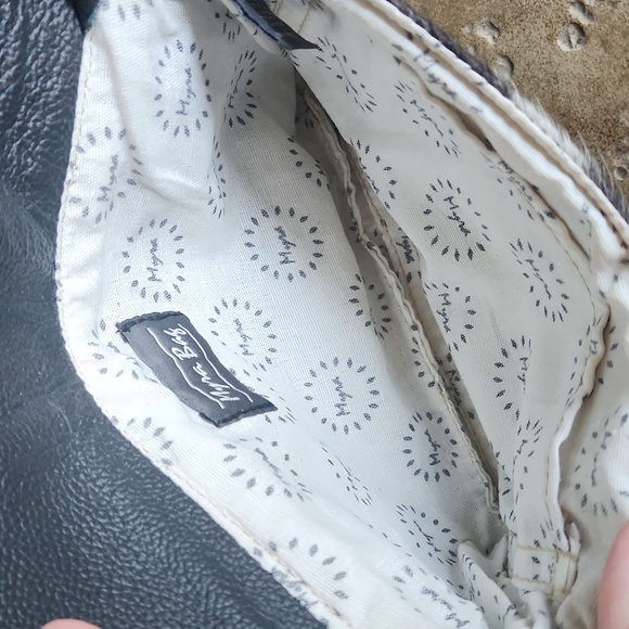 Myra  fur and leather crossbody bag with western flare - Picture 7 of 13